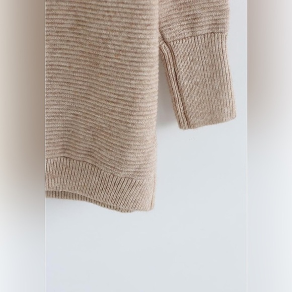 NWT CHICWISH Beige Cozy Ribbed Long Sleeve Turtleneck Knit Pullover Sweater Sz M - Picture 5 of 13